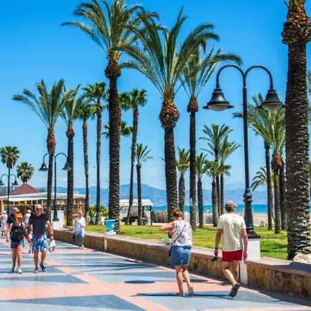 Karimar, A Pasos De La Playa, Next To The * 托雷莫利诺斯